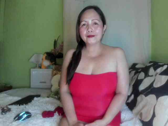 RoseTinz45 webcam