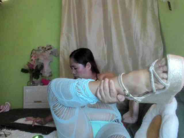 RoseTinz45 webcam