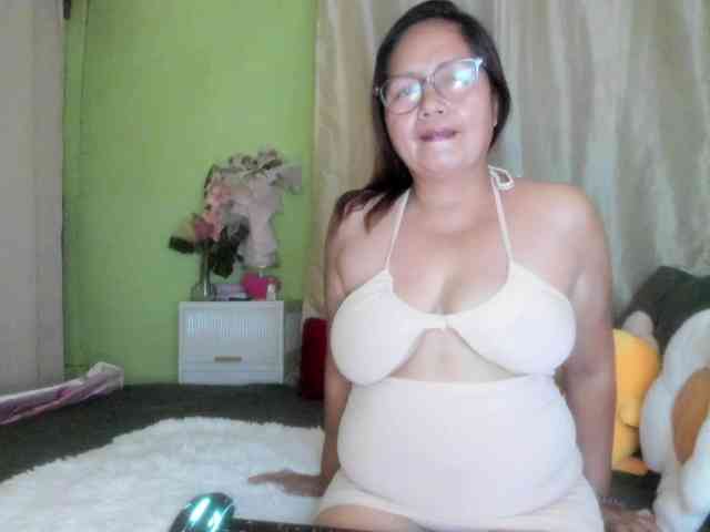 RoseTinz45 webcam