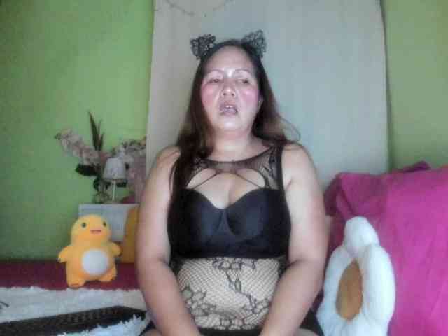 RoseTinz45 webcam