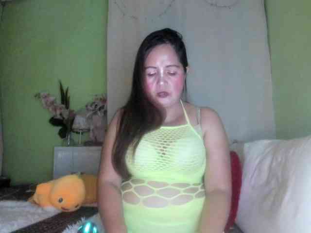 RoseTinz45 webcam