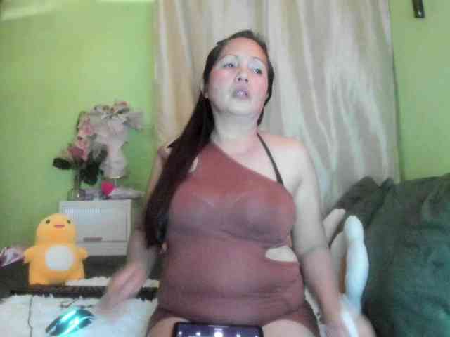 RoseTinz45 webcam