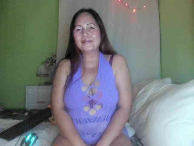 RoseTinz45 webcam
