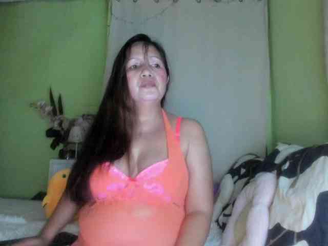 RoseTinz45 webcam