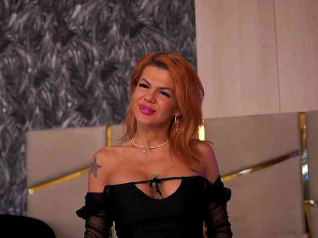 CamilaStarr webcam