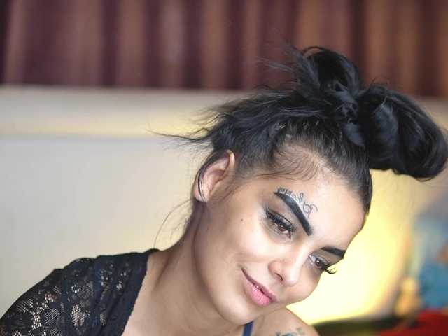 KarsynJayde's BongaCams show and profile