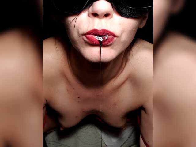 Sskylove1 live cam on BongaCams