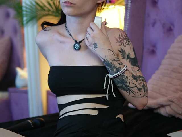SaraiAngel live cam on BongaCams