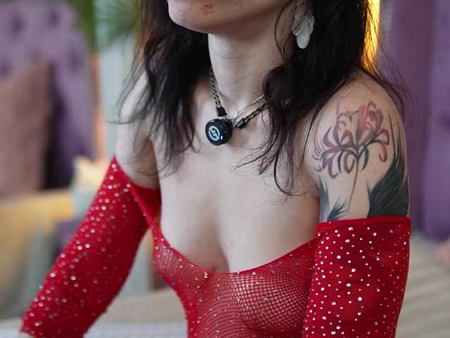 SaraiAngel live cam on BongaCams