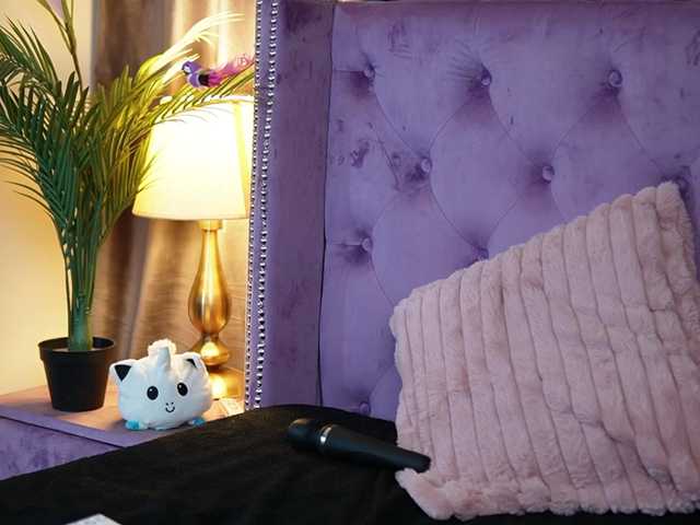 SaraiAngel live cam on BongaCams