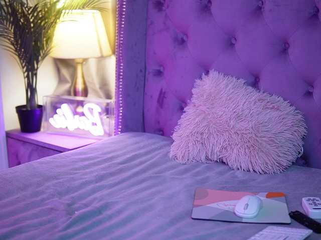 SaraiAngel live cam on BongaCams