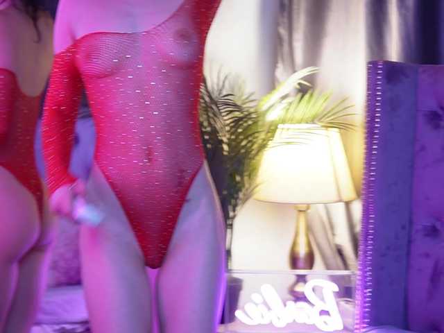 SaraiAngel live cam on BongaCams