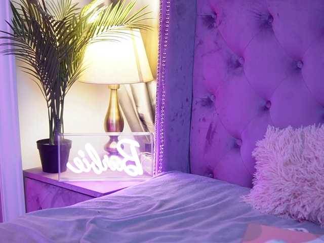 SaraiAngel live cam on BongaCams
