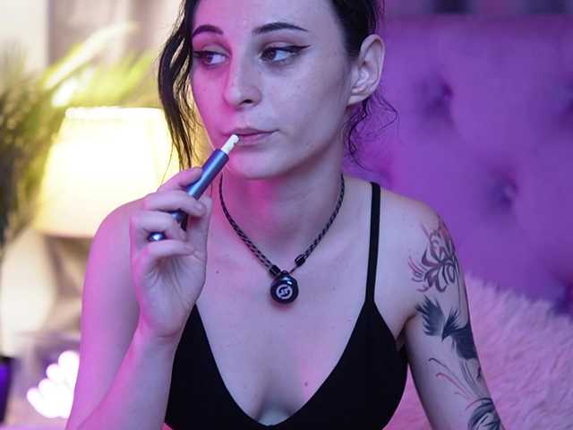 SaraiAngel live cam on BongaCams