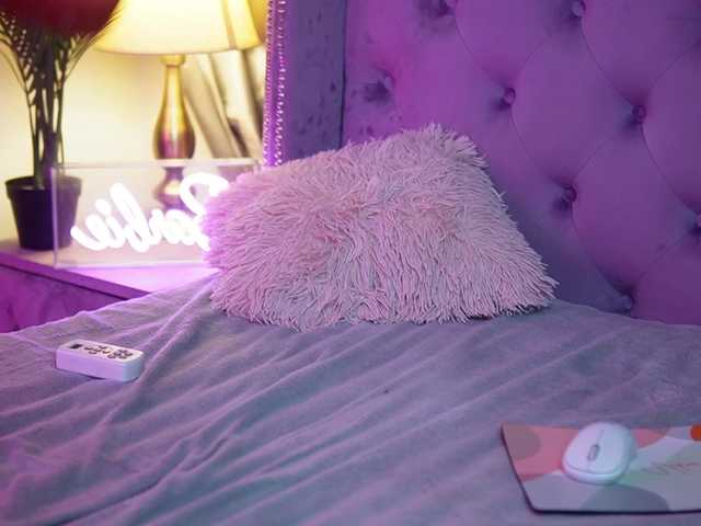 SaraiAngel live cam on BongaCams