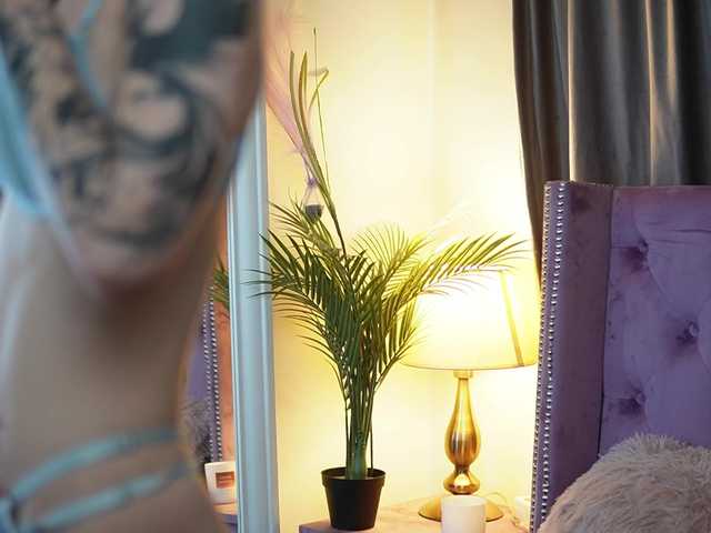 SaraiAngel live cam on BongaCams
