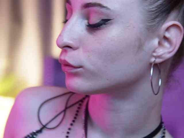 SaraiAngel webcam