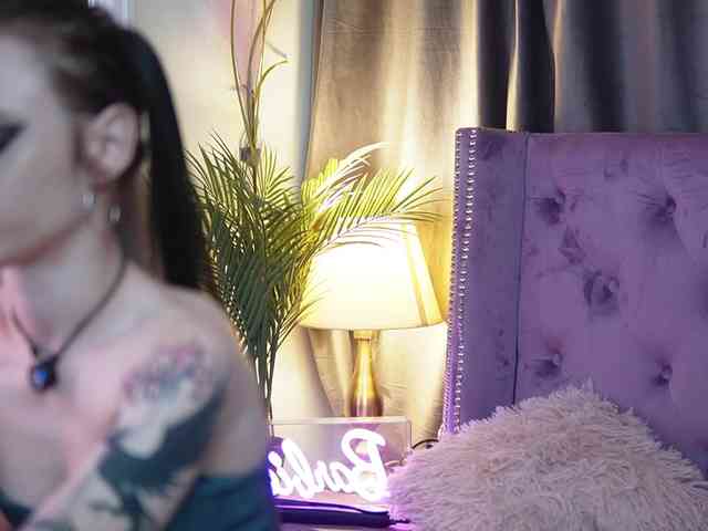 SaraiAngel webcam