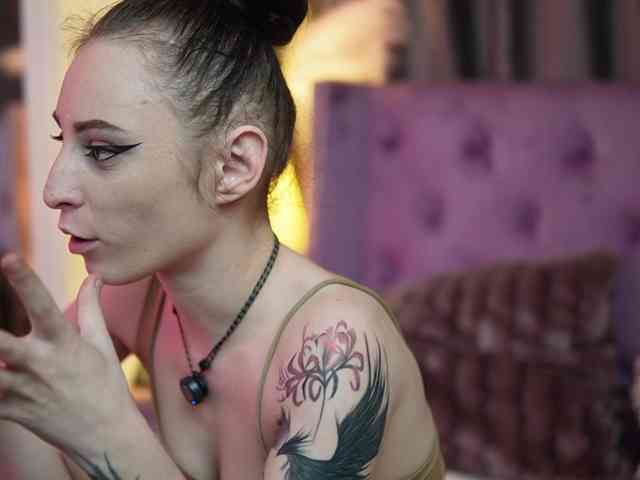 SaraiAngel webcam