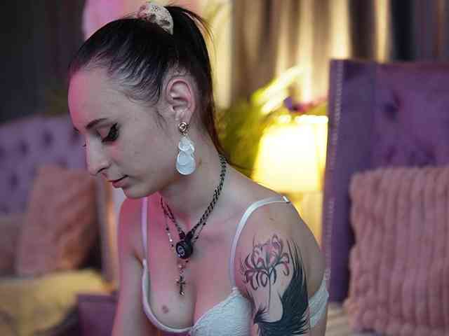 SaraiAngel webcam