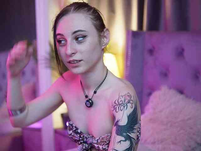 SaraiAngel webcam