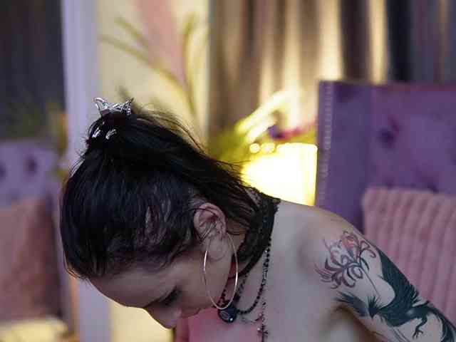 SaraiAngel webcam