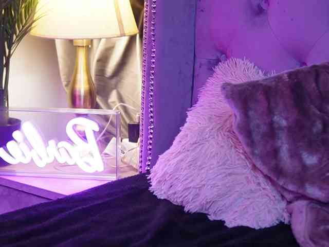 SaraiAngel webcam