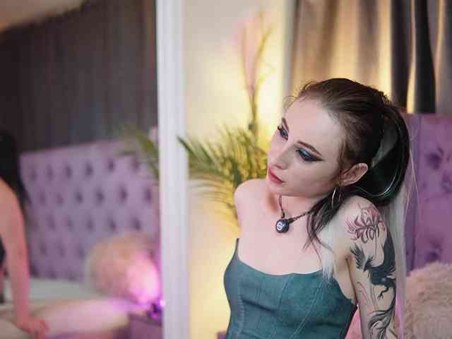 SaraiAngel webcam
