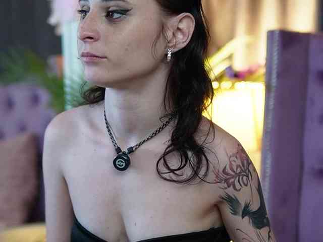 SaraiAngel webcam