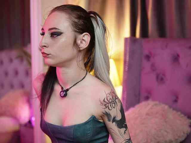 SaraiAngel webcam