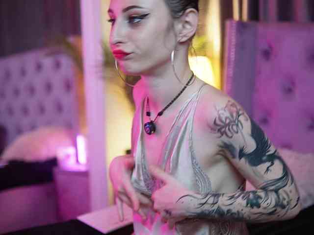SaraiAngel webcam