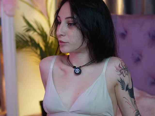 SaraiAngel webcam