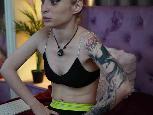 SaraiAngel webcam