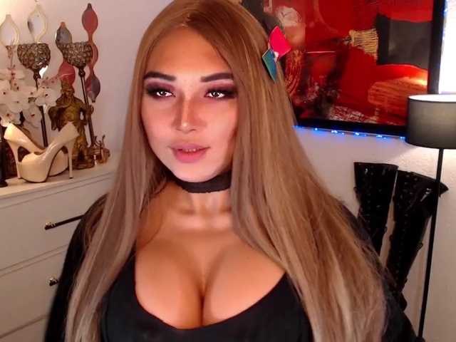CuteyCumShasha live cam preview