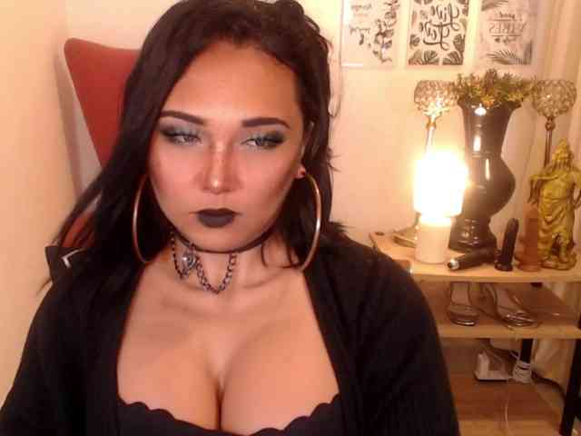 CuteyCumShasha Sex Cam Show