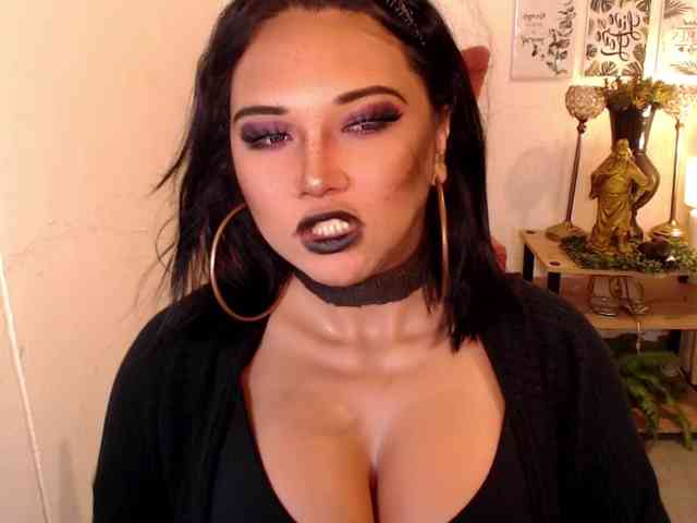 CuteyCumShasha
