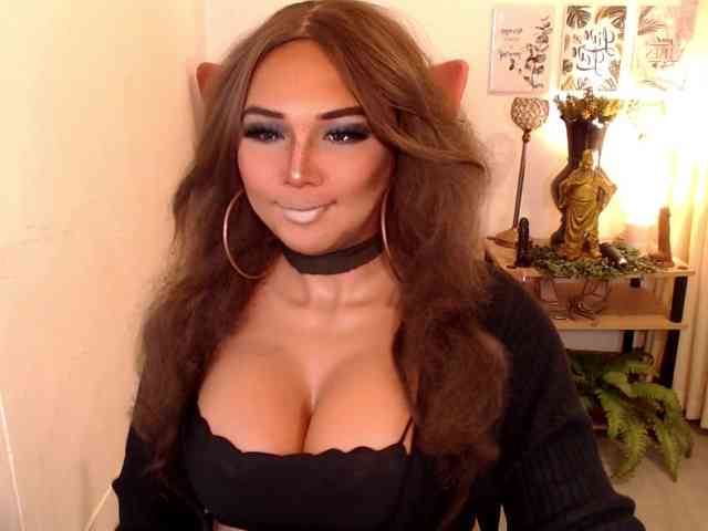 CuteyCumShasha Live Webcam on BongaCams