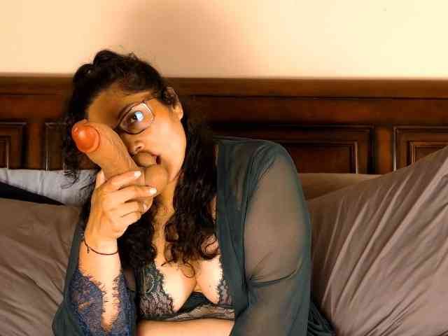 Juicyteacher85 webcam
