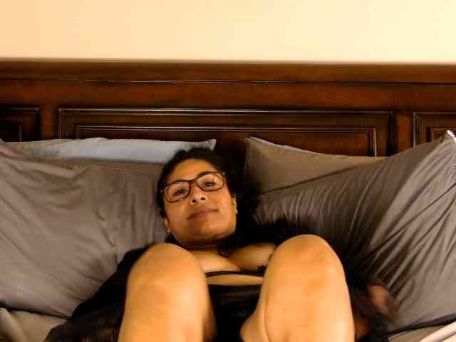 Juicyteacher85 webcam