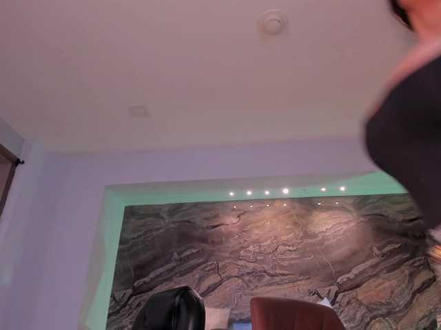 AshleyJhonson live cam on BongaCams