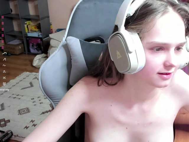 DennyDular's BongaCams show and profile