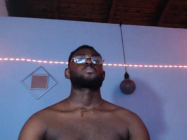 BlackStalliion69 live cam