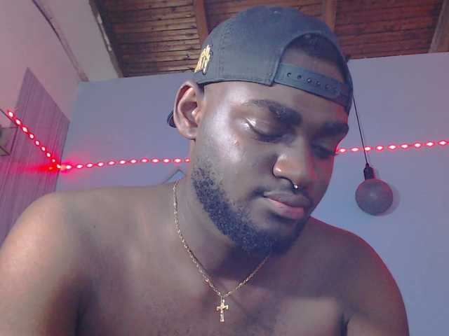 BlackStalliion69 live cam