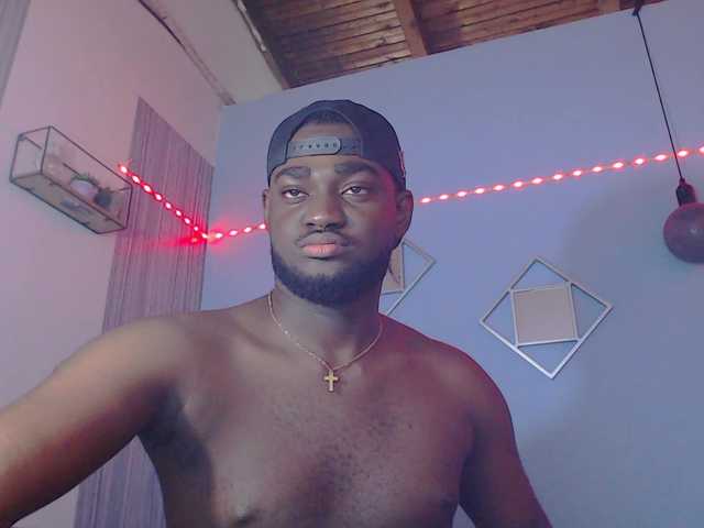 BlackStalliion69 live cam