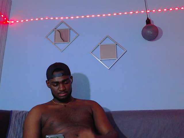 BlackStalliion69 live cam