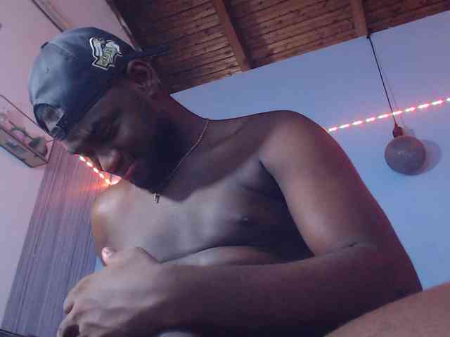 BlackStalliion69 Sex Cam Show