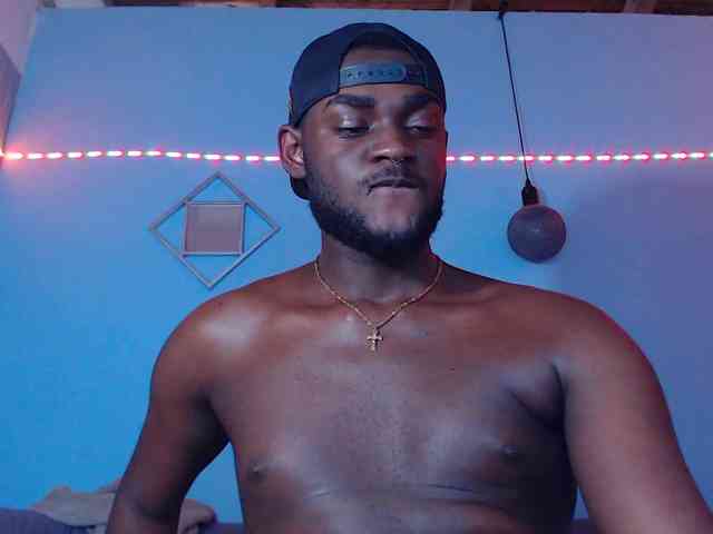 BlackStalliion69 Sex Cam Show