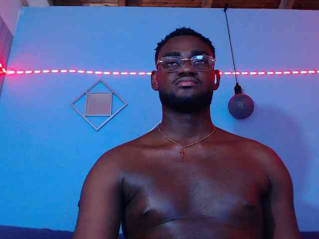 BlackStalliion69 Sex Cam Show