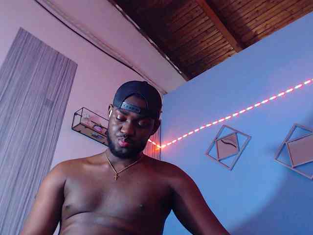 BlackStalliion69 Sex Cam Show