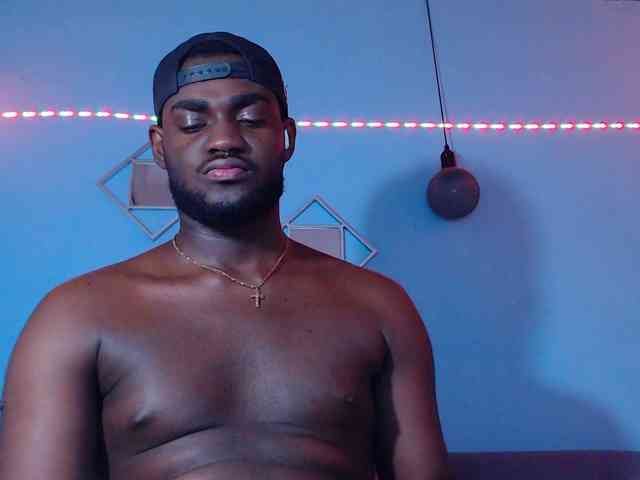 BlackStalliion69 Sex Cam Show